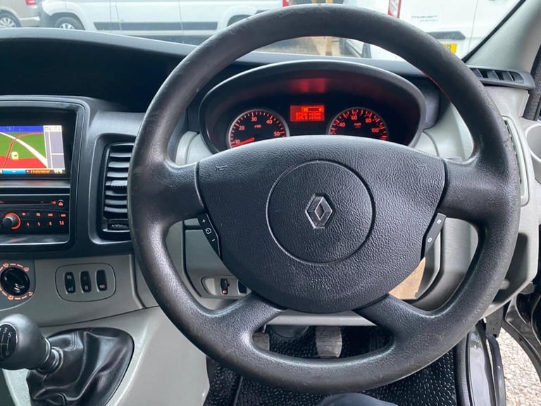 2013 Renault Trafic 2.0 dCi SL27 Sport L1 H1 3dr PANEL VAN Diesel Manual