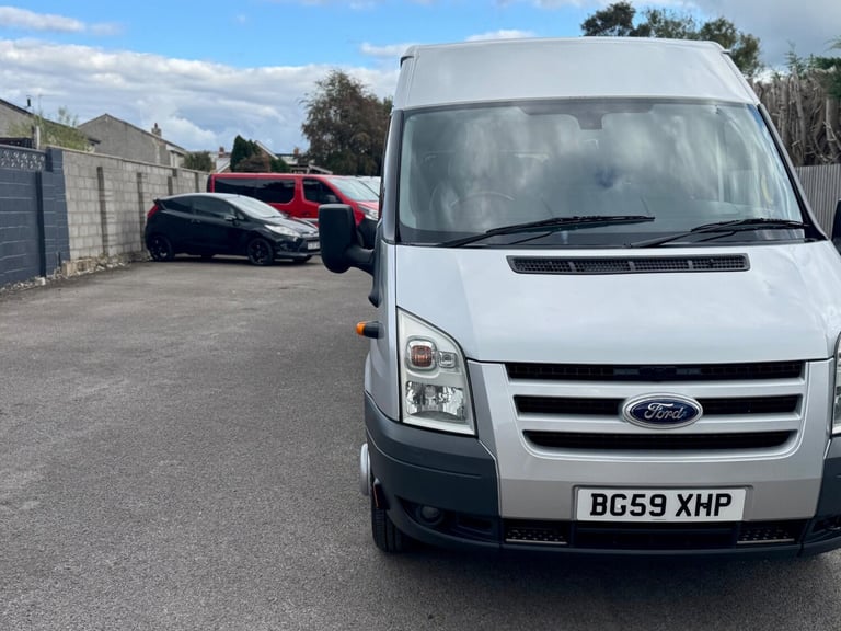 2010 Ford Transit 2.4 TDCi 430 Trend RWD L4 H2 4dr NA Diesel Manual