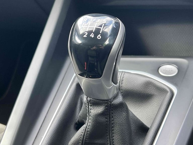 2020 Volkswagen Golf 1.5 TSI Style Euro 6 (s/s) 5dr Hatchback Petrol Manual