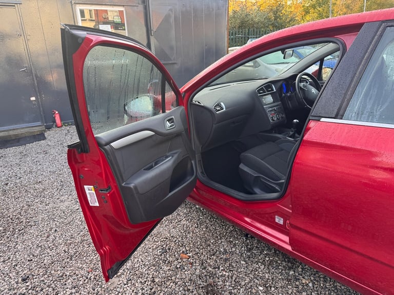 2015 Citroen C4 1.6 BlueHDi Feel 5dr HATCHBACK Diesel Manual