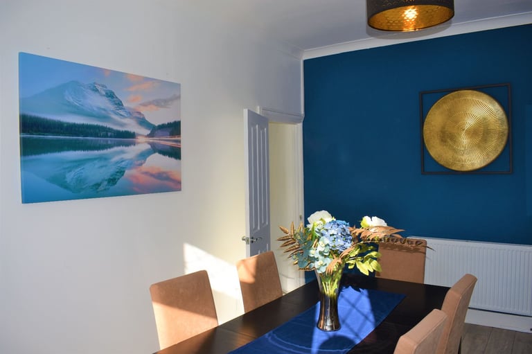 4 Bedroom House in Southend On Sea To Rent (Company let available)