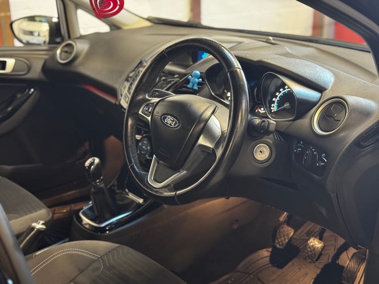 2014 Ford Fiesta 1.25 82 Zetec 5dr HATCHBACK PETROL Manual