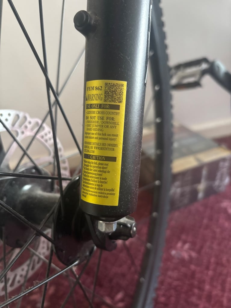 Women’s hybrid bike