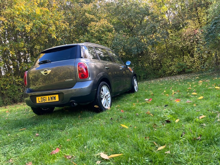 2011 MINI Countryman 1.6 Cooper 5dr Auto HATCHBACK Petrol Automatic
