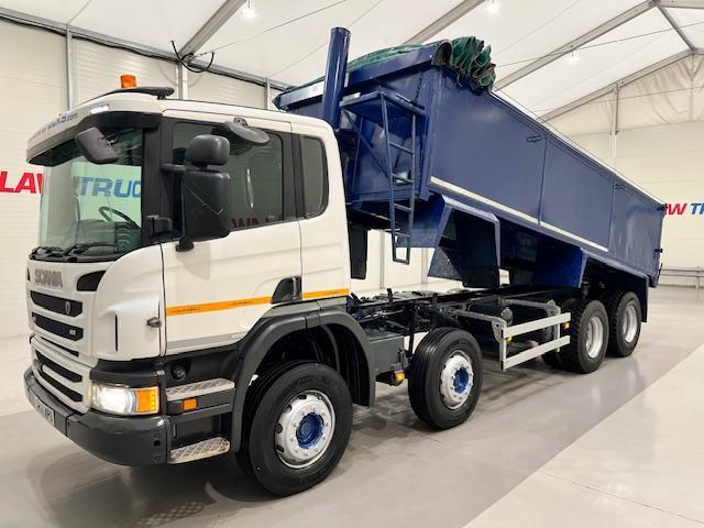 Scania P370 8x4 Day Cab Tipper