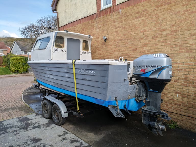 22' Fishing Boat