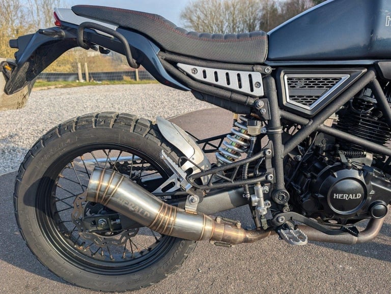 2021 HERALD Brat 250