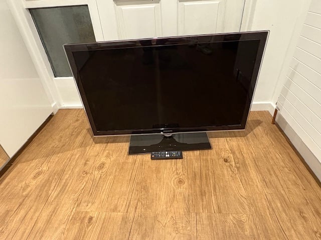 image for Samsung TV 40"