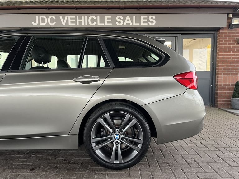 2015 BMW 3 Series 320d Sport 5dr Step Auto ESTATE DIESEL Automatic