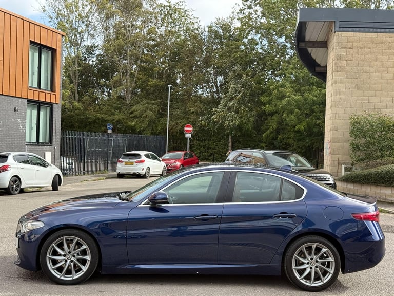 2017 Alfa Romeo Giulia 2.2 TD Super Auto Euro 6 (s/s) 4dr SALOON Diesel Automatic