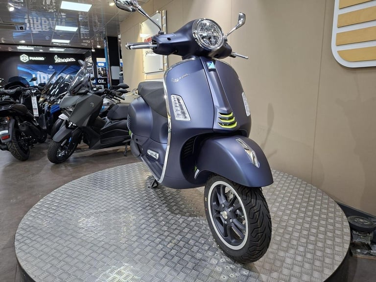 2025 Piaggio Vespa GTS 310 310 Supertech CVT Euro 5