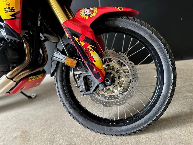 STUNNING LOW MILEAGE 2016/16 HONDA CRF1000 AFRICA TWIN DCT MOTORCYCLE 