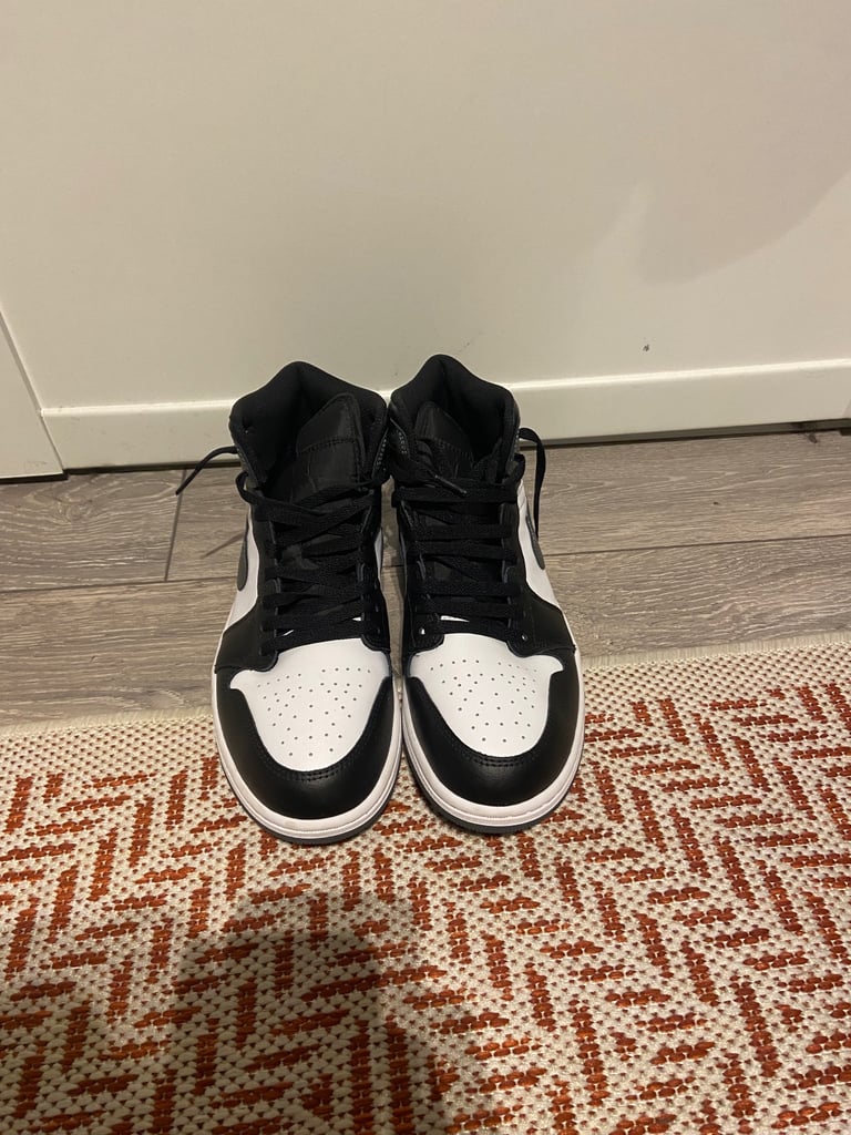 image for Air Jordan’s 1 mid iron grey
