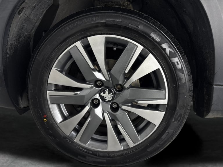 2019 Peugeot 2008 1.2 PureTech Allure Premium 5dr [Start Stop] HATCHBACK PETROL Manual