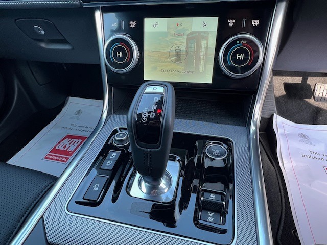 2019 Jaguar XE 2.0d R-Dynamic SE 4dr Auto SALOON Diesel Automatic
