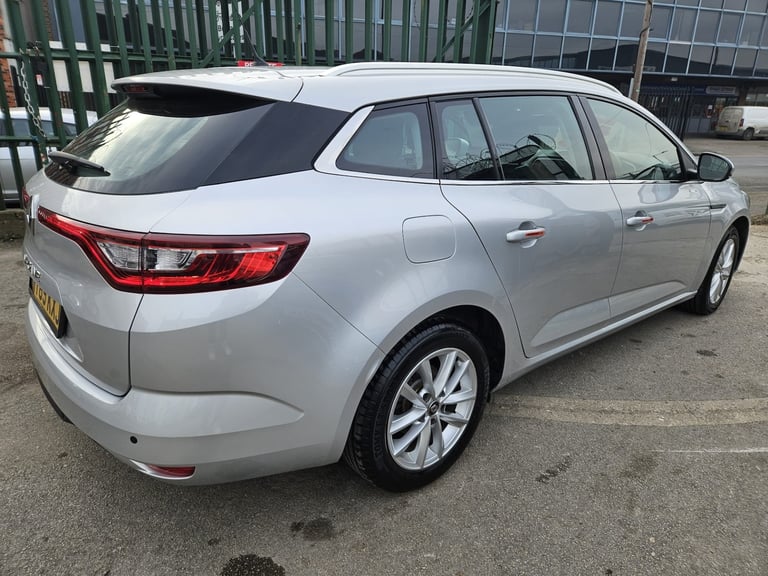 2019 Renault Megane 1.3 TCE Play 5dr ESTATE Petrol Manual