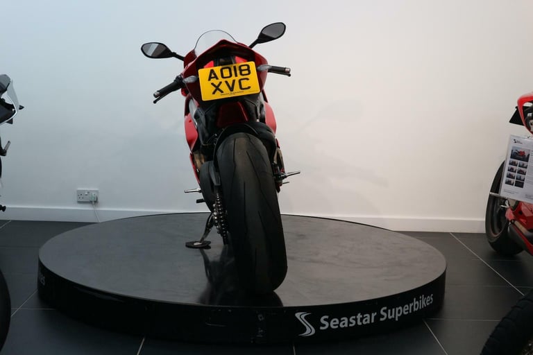 DUCATI PANIGALE V4S - 2018 - 6000 MILES