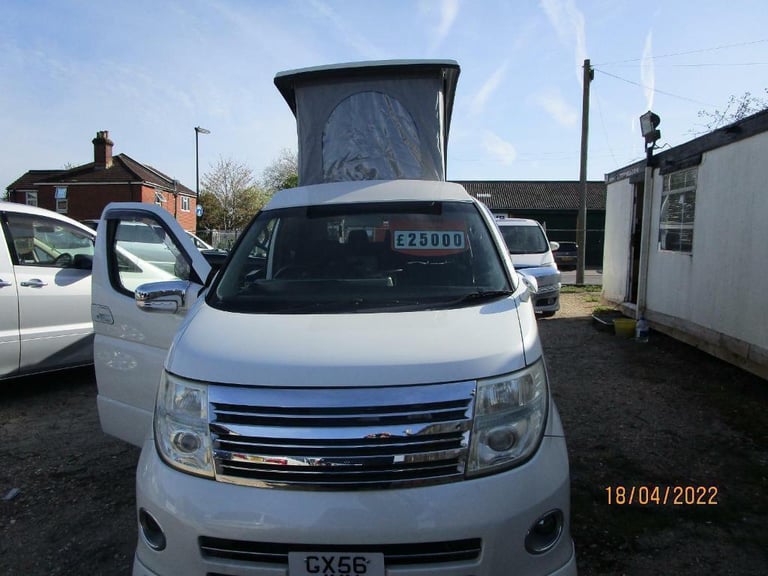 NISSAN ELGRAND 2.5 AUTO 4 BERTH CAMPERVAN 48" ROCK N ROLL BED  !! READY TO GO !!