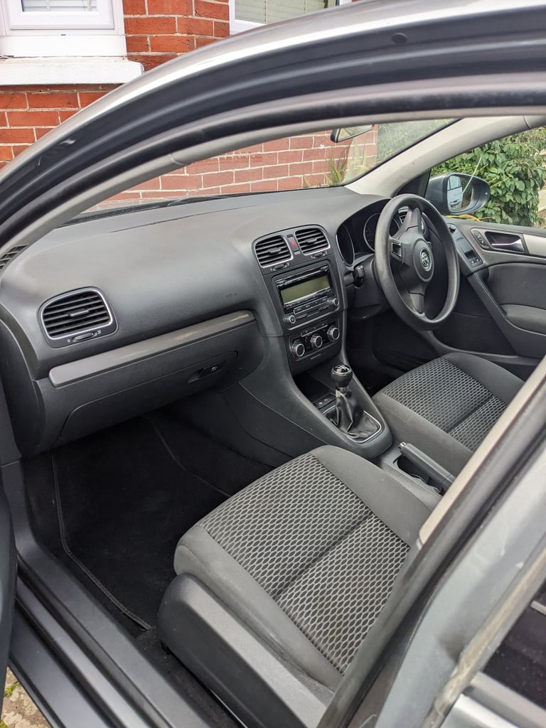 Volkswagen, GOLF, Hatchback, 2010, Manual, 1598 (cc), 5 doors