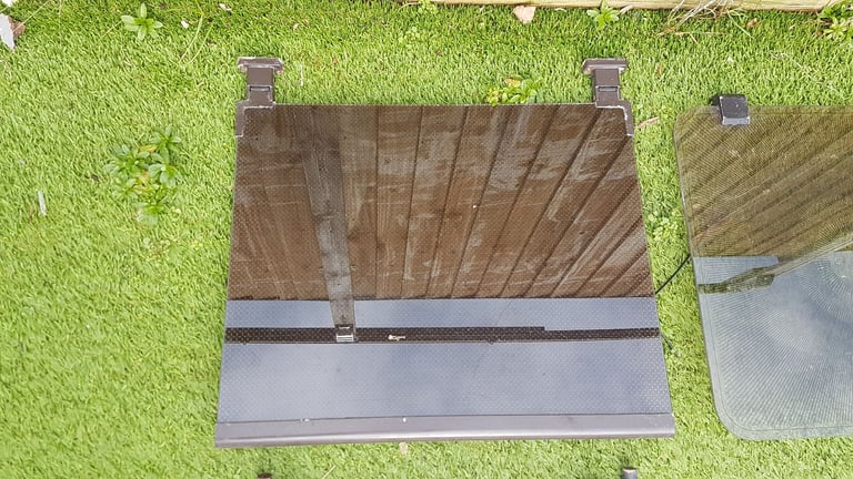 Glass hob lid / cover for camper caravan motorhome or boat.