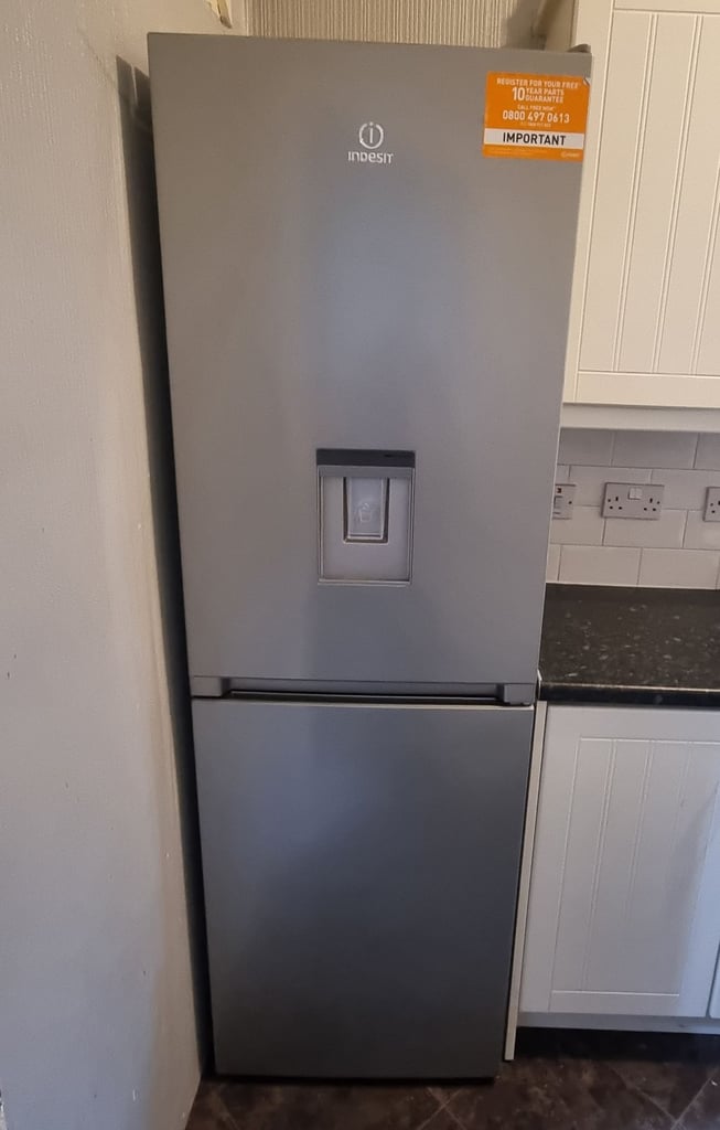 image for Indesit Fridge Freezer 