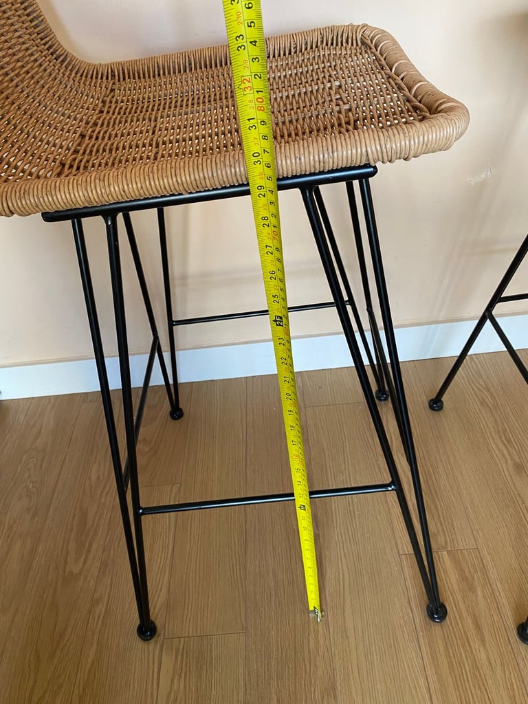 Rattan Bar Stools SKLUM in excellent condition