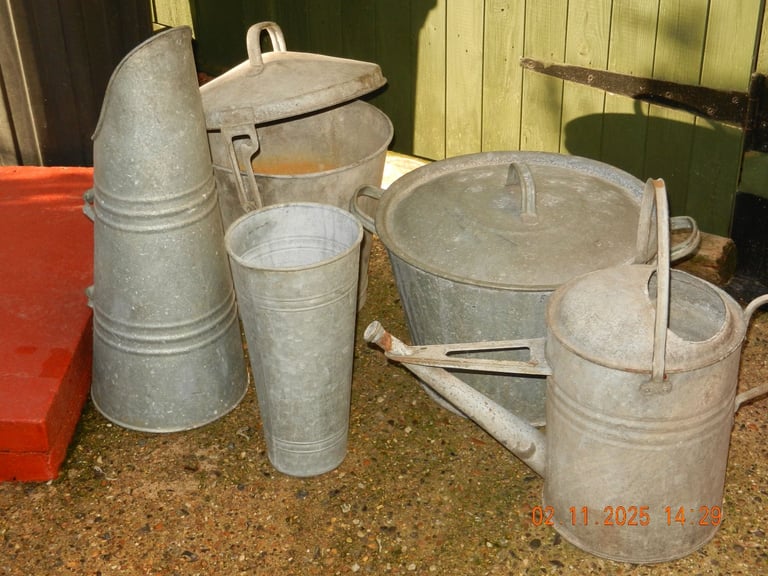 image for 5 Galvanized zinc ideal for garden planting and decoration