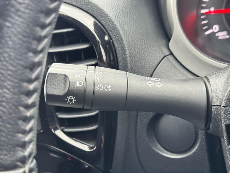 2017 Nissan Juke 1.2 DIG-T Acenta Euro 6 (s/s) 5dr HATCHBACK Petrol Manual