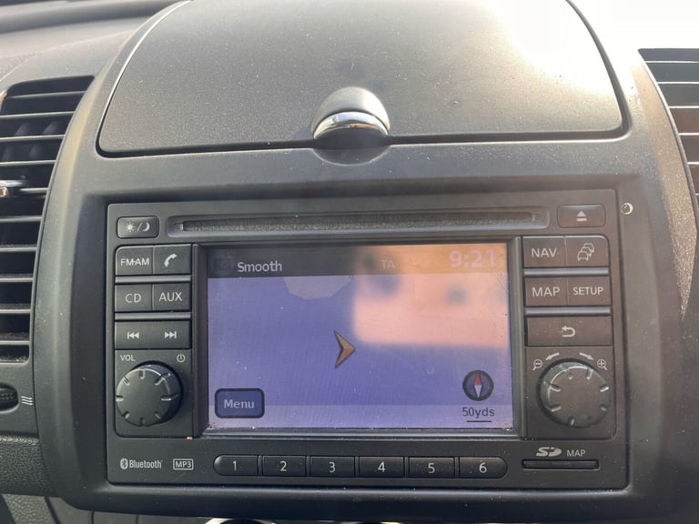 2010 Nissan Note 1.6 16V Tekna Auto Euro 4 5dr MPV Petrol Automatic