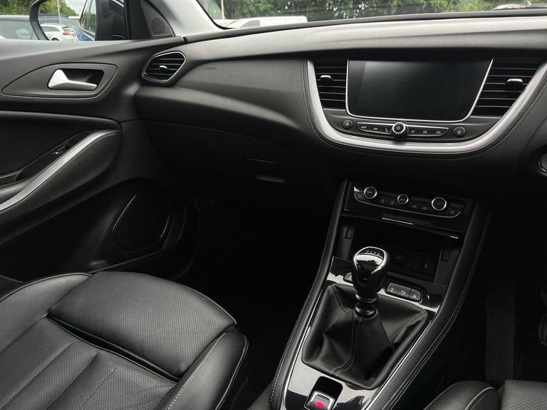 2018 Vauxhall Grandland X Grandland X 1.2 T Elite Nav 5drs Hatchback Petrol Manual