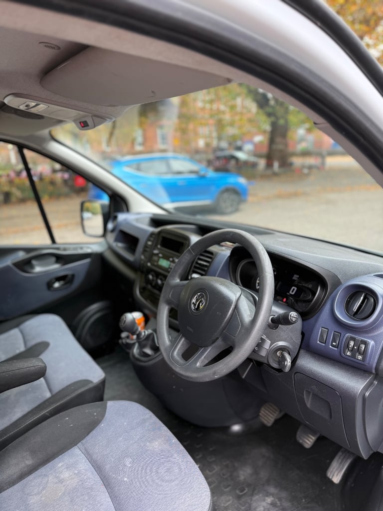 Vauxhall Vivaro Swb Euro6