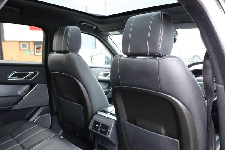 LAND ROVER RANGE ROVER VELAR 2.0 D240 R-Dynamic SE Auto 4WD Euro 6 (s/s) 5dr