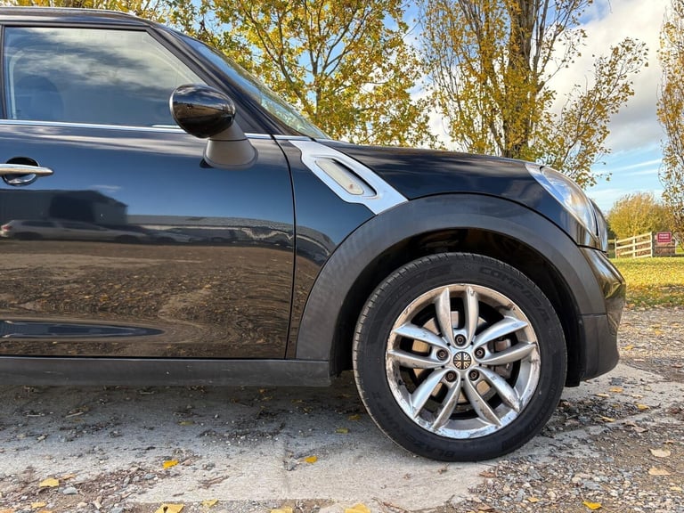 2011 MINI Countryman 1.6 Cooper D Euro 5 (s/s) 5dr HATCHBACK Diesel Manual