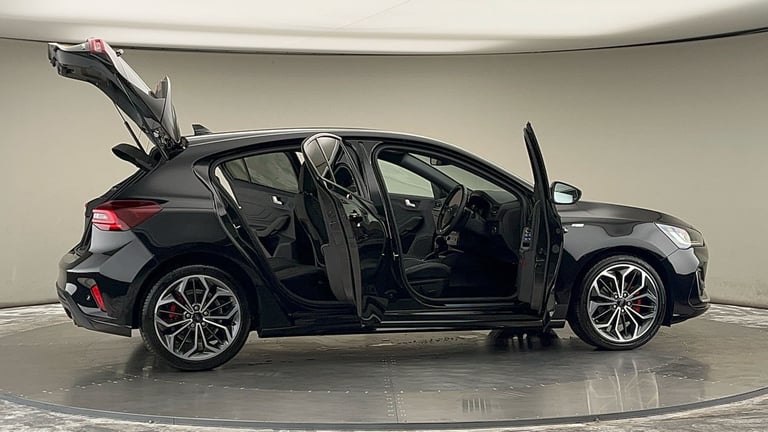 2022 Ford Focus Focus ST-Line Vignale 5 door 1.0L EcoBoost 155PS mHEV FWD 7 Speed PowerShif 5 doo...