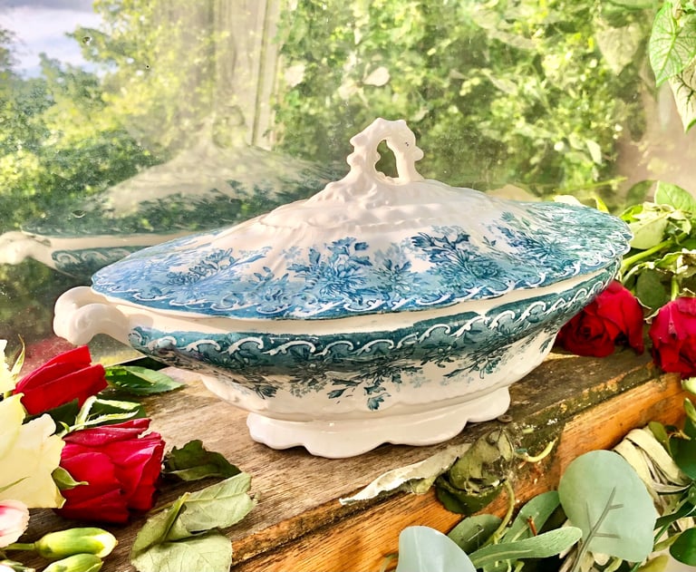 image for Antique vintage classic style serving dish with lid