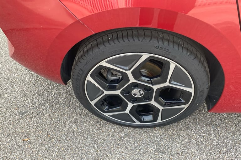  Vauxhall Astra 1.2 Turbo Ultimate Hatchback 5dr Petrol Auto Euro 6 s/s 130 Ps