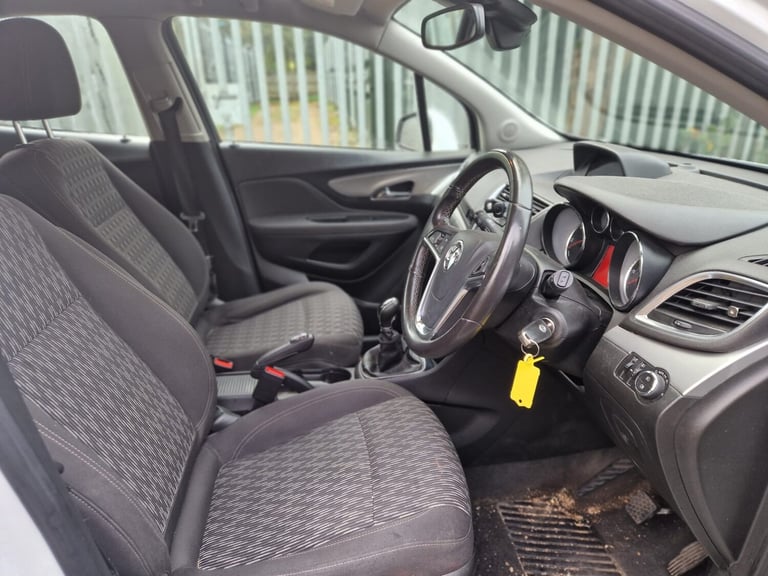 2015 Vauxhall Mokka 1.6 CDTi Tech Line 5dr **Spare Or Repair** HATCHBACK Diesel Manual