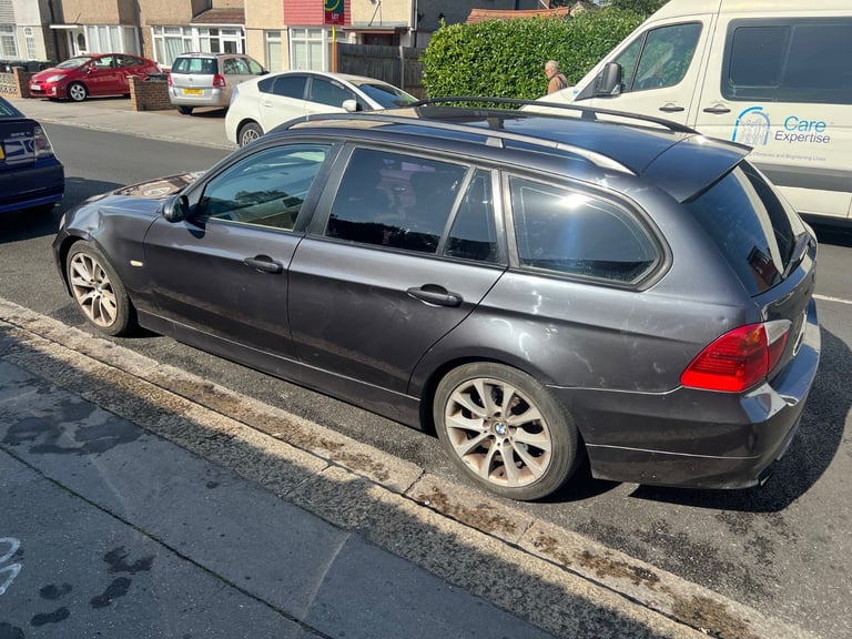 BMW, 320  3 SERIES, Estate, 2008, Manual, 1995 (cc), 5 doors