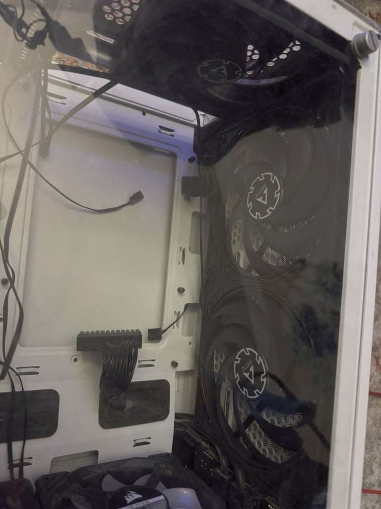 Corsair iCUE 220T Case + TX-M Series TX650M 650w PSU bundle