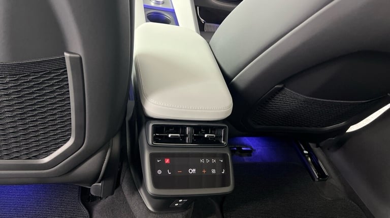 2025 Polestar Polestar 4 Polestar 4 Long range Single motor - Pilot - Plus - Pro Estate Electric ...