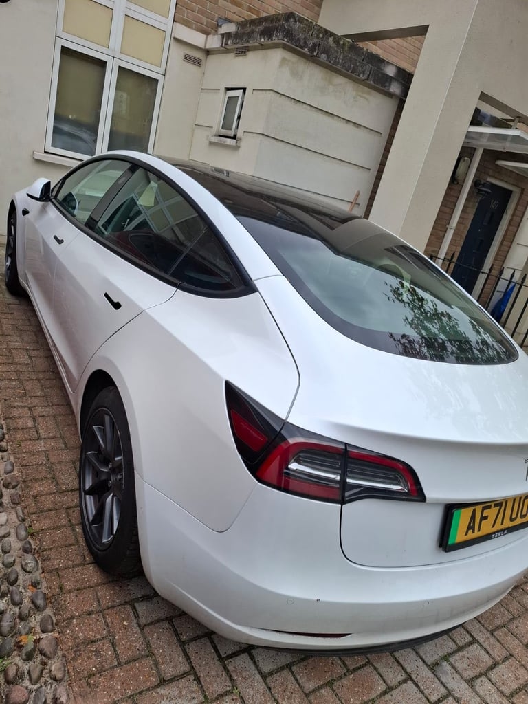 Tesla, MODEL 3, Saloon, 2021, Other, 1 (cc), 4 doors