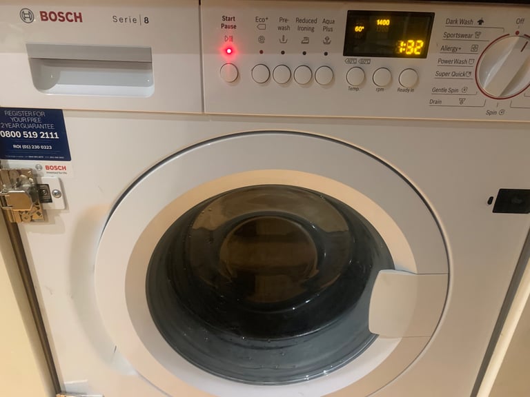 image for   Bosch Series 8 The Bosch Series 8 Integrated Washing Machine 