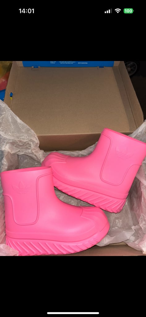 image for LADIES ADIDAS BOOTS