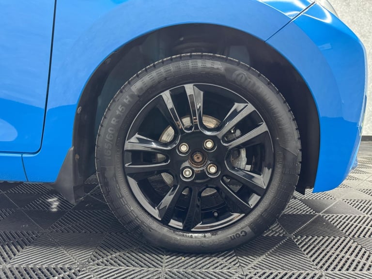 2016 Toyota AYGO 1.0 VVT-i x-cite x-shift Euro 6 5dr HATCHBACK Petrol Automatic