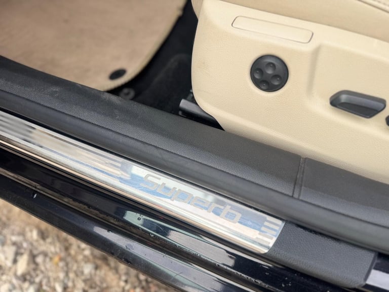 2014 Skoda Superb 2.0 TDI CR 170 Elegance 4X4 5dr DSG ESTATE DIESEL Automatic