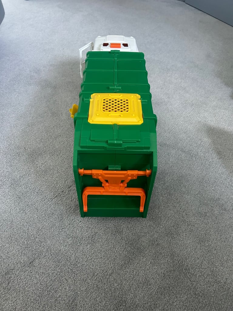 Light up and sound large bin lorry