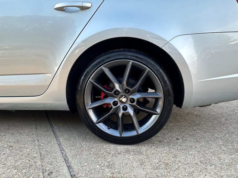 Skoda Octavia 2.0 TDI vRS Euro 5 (s/s) 5dr Diesel Manual