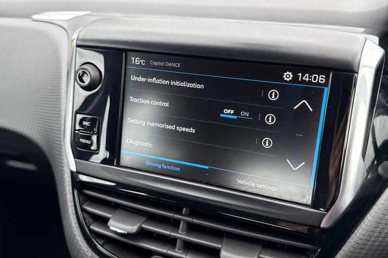 2019 Peugeot 208 1.2 PureTech Signature Euro 6 (s/s) 5dr Hatchback PETROL Manual