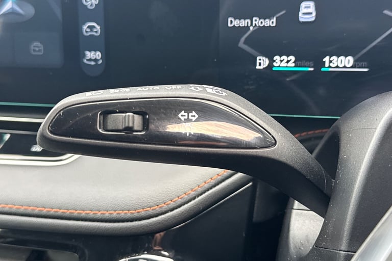 2025 MG MG HS 106290 Hatchback Petrol Manual