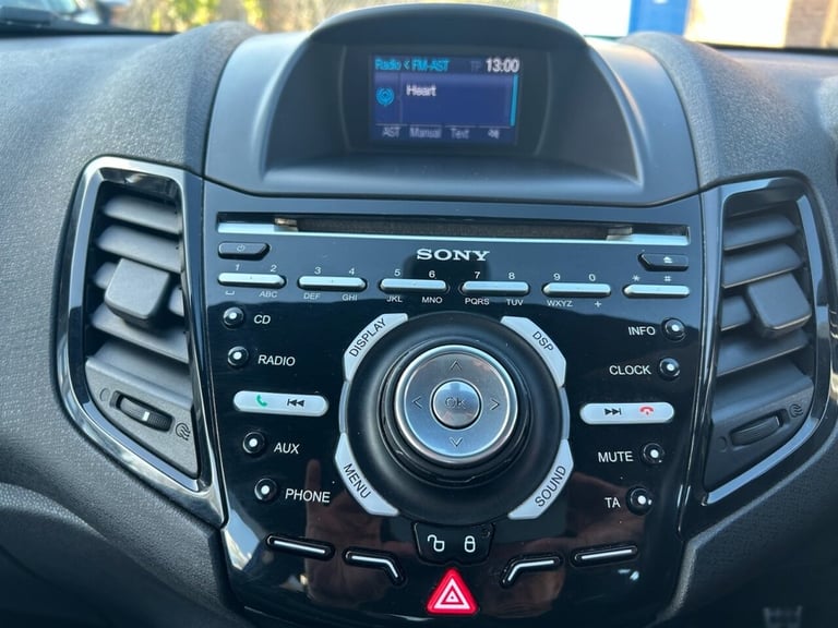 2014 Ford Fiesta 1.6T EcoBoost ST-2 3dr (182 ps) Hatchback Petrol Manual